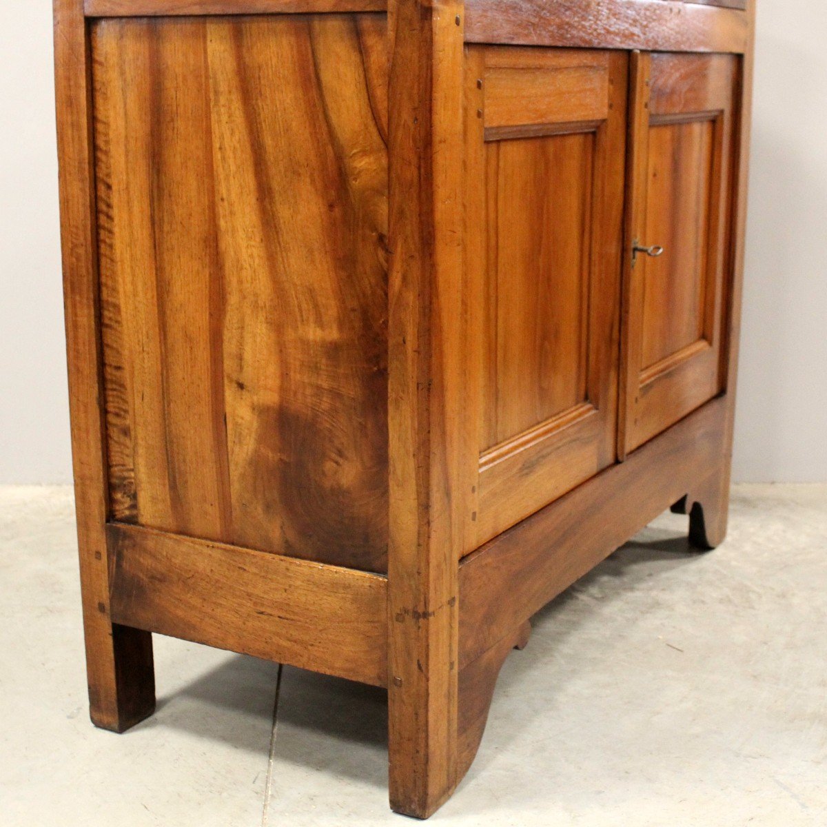 Antique Louis Philippe Sideboard Dresser Cabinet Cupboard Buffet In Walnut - 19th-photo-6