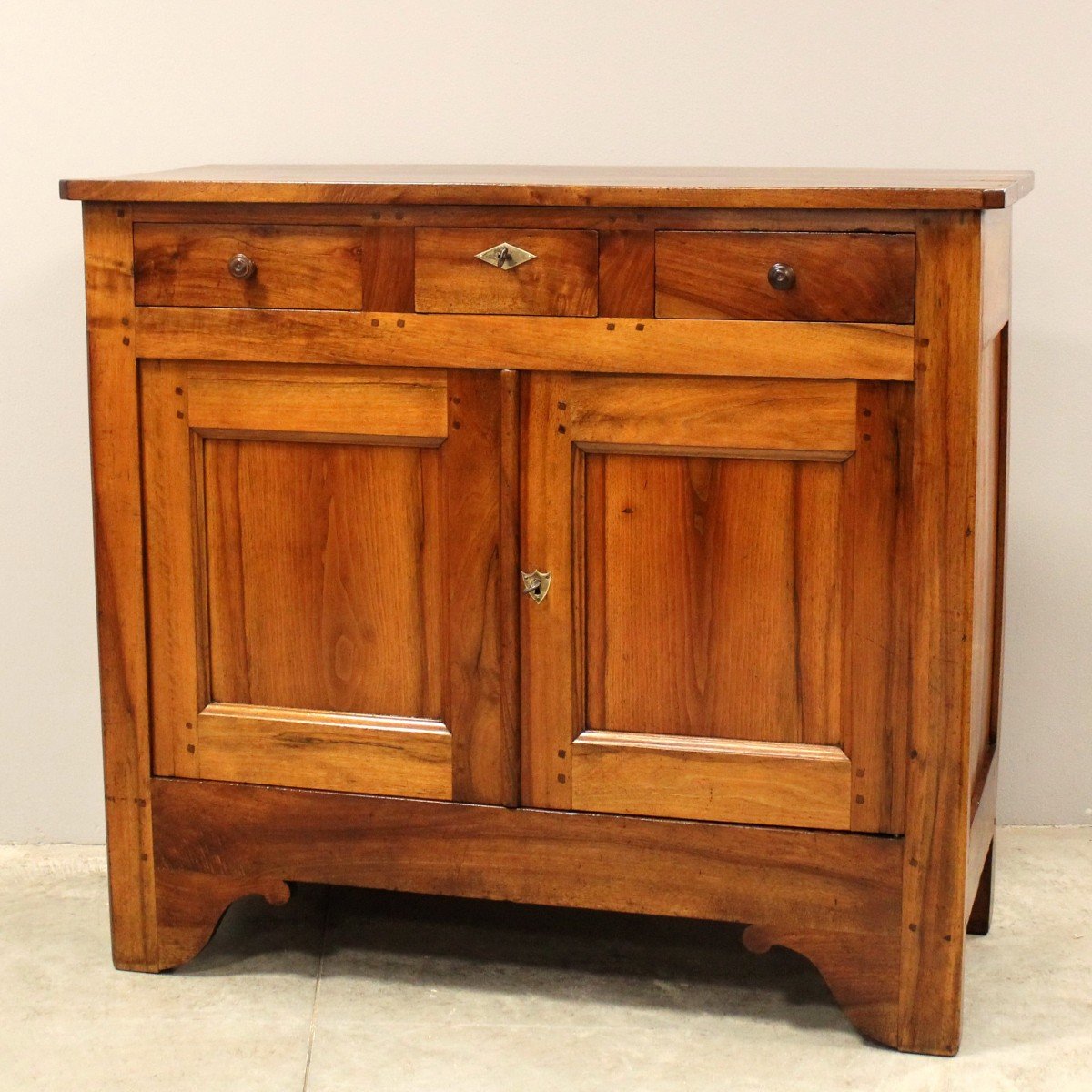 Antique Louis Philippe Sideboard Dresser Cabinet Cupboard Buffet In Walnut - 19th