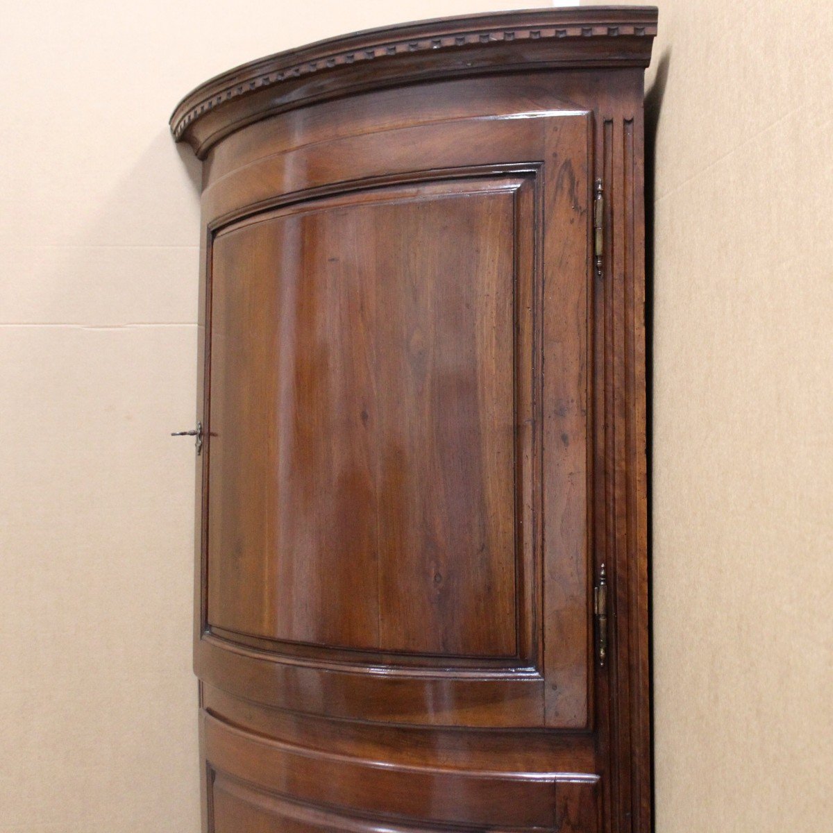 Antique Louis XVI Corner Cabinet Cupboard In Walnut - Italy 18th-photo-3