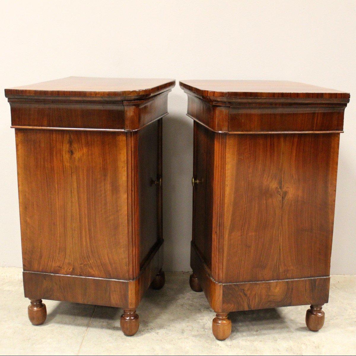 Antique Pair Of Charles X Bedsides Nightstands Tables In Walnut - Italy 19th-photo-3
