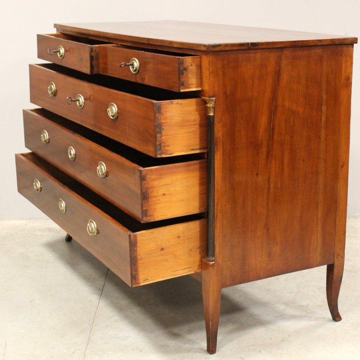 Antique Directoire Chest Of Drawers In Cherrywood - Italy 18th-photo-4