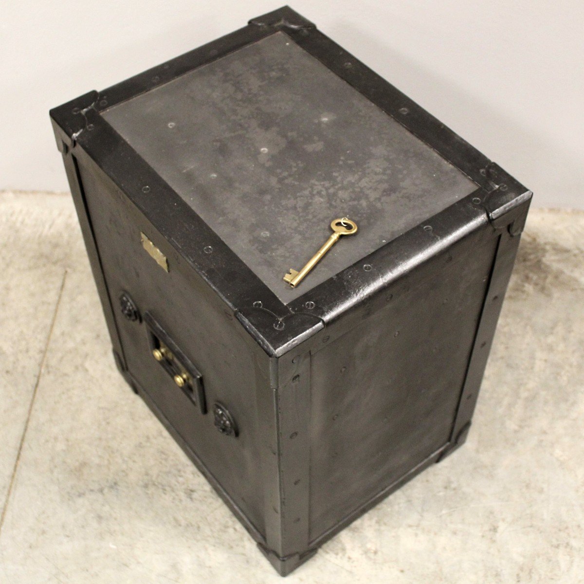 Antique Safe Strongbox-photo-2