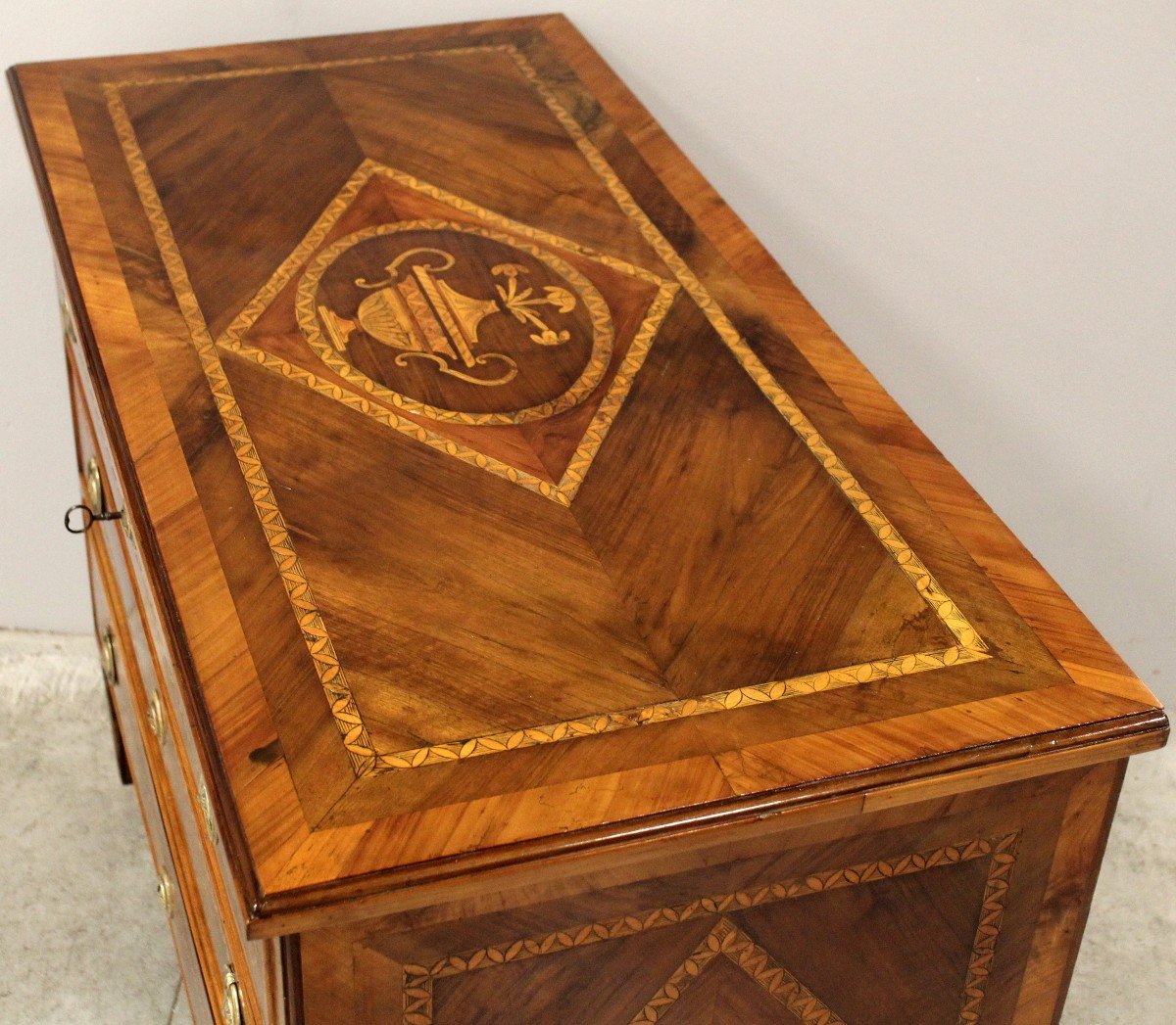 Ancien commode d'époque Louis XVI en noyer et marqueterie - Italie 18ème-photo-3