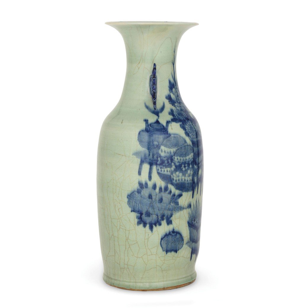 Chinese Balustrade Vase In Celadon And Blue Glazed Porcelain Under Deck-photo-2