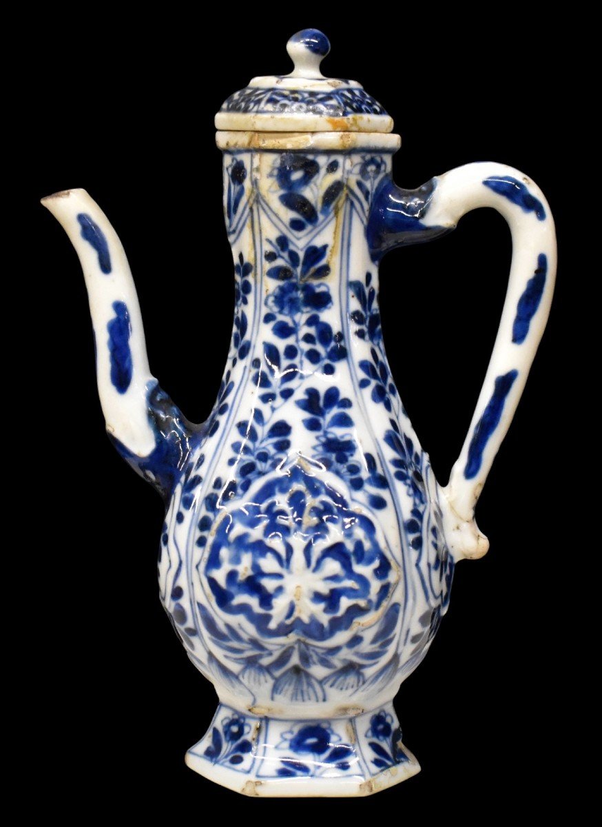 Kangxi Period Coffee Pot