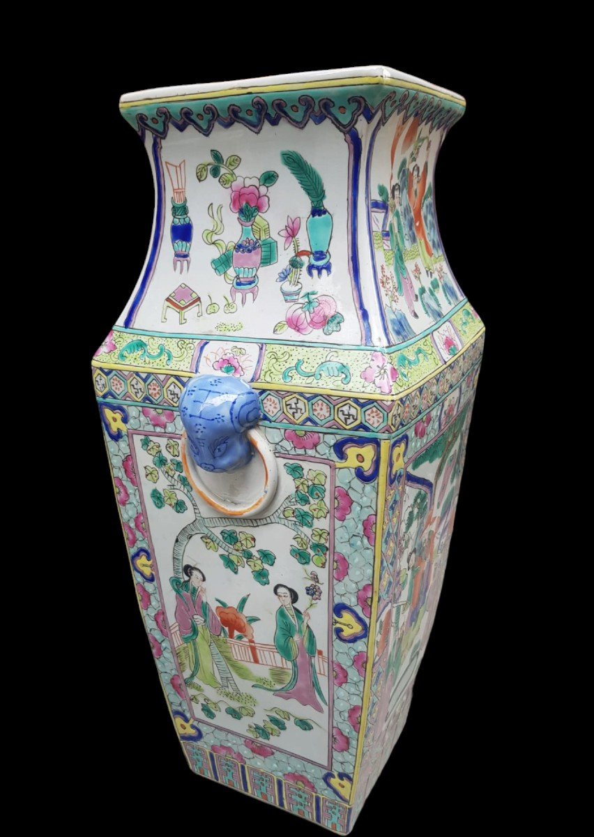 Pair Of Polychrome Porcelain Vases. China,first Half Of The 20th Century.-photo-2