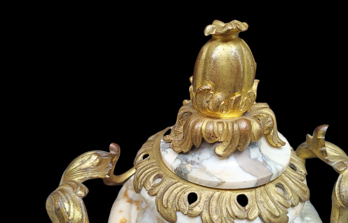 Ormolu Mounted White Marble Vase.  France,19th Century.-photo-4