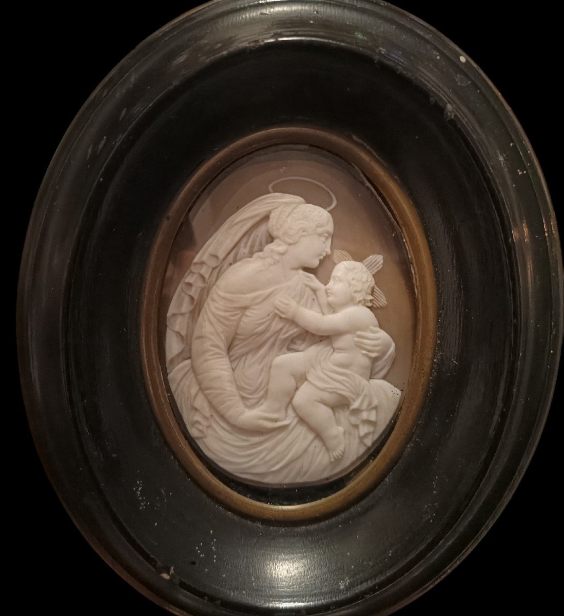 Shell Cameo Depicting Madonna And Child.italy,xixth Century.