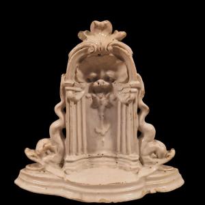 Maquette De Fontaine En Faience. Début XVIIIe Siècle.