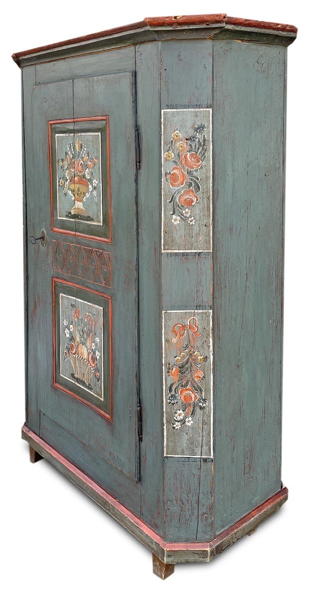 Blue Painted Wardrobe With Flowers And Fruit  -photo-3