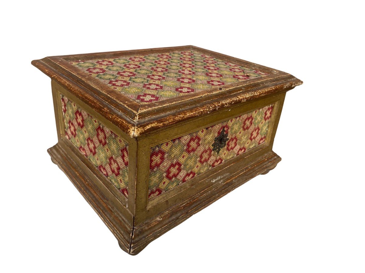 Small Tuscan Box In Golden Wood And Fabric-photo-2