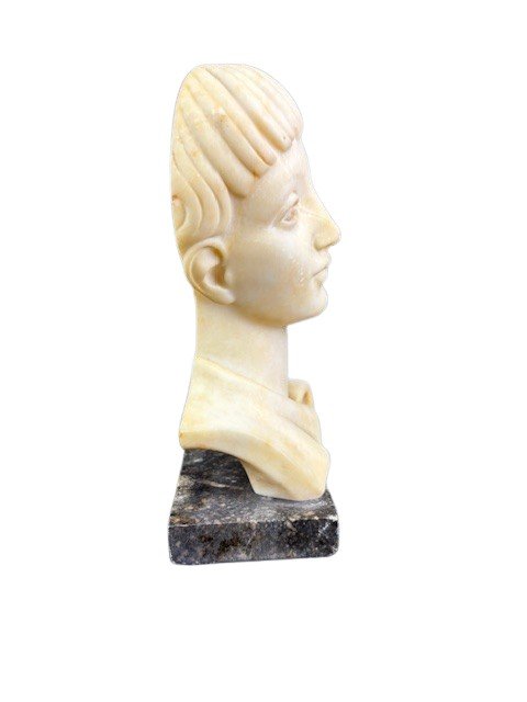 Sculpture Depicting The Face  In Alabaster-photo-3