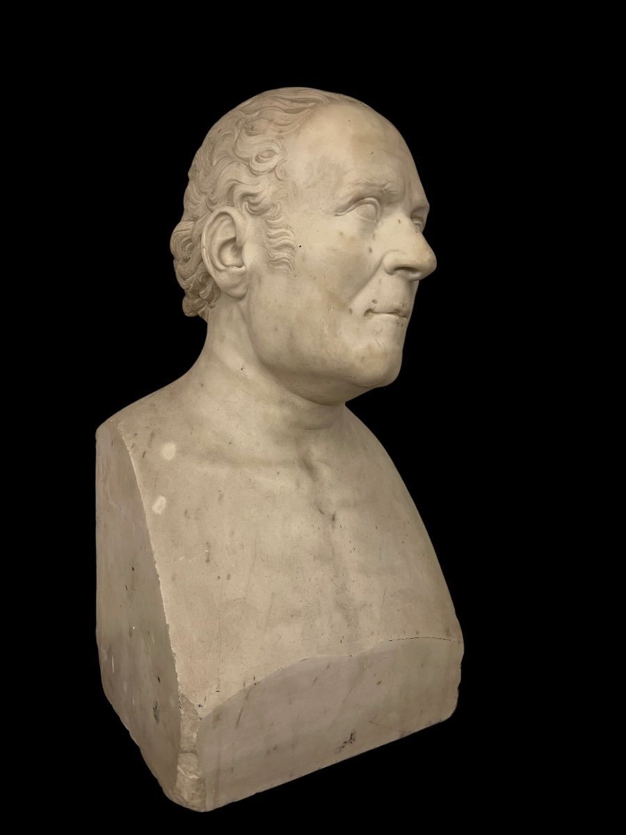 White Marble Bust Depicting A Gentleman.