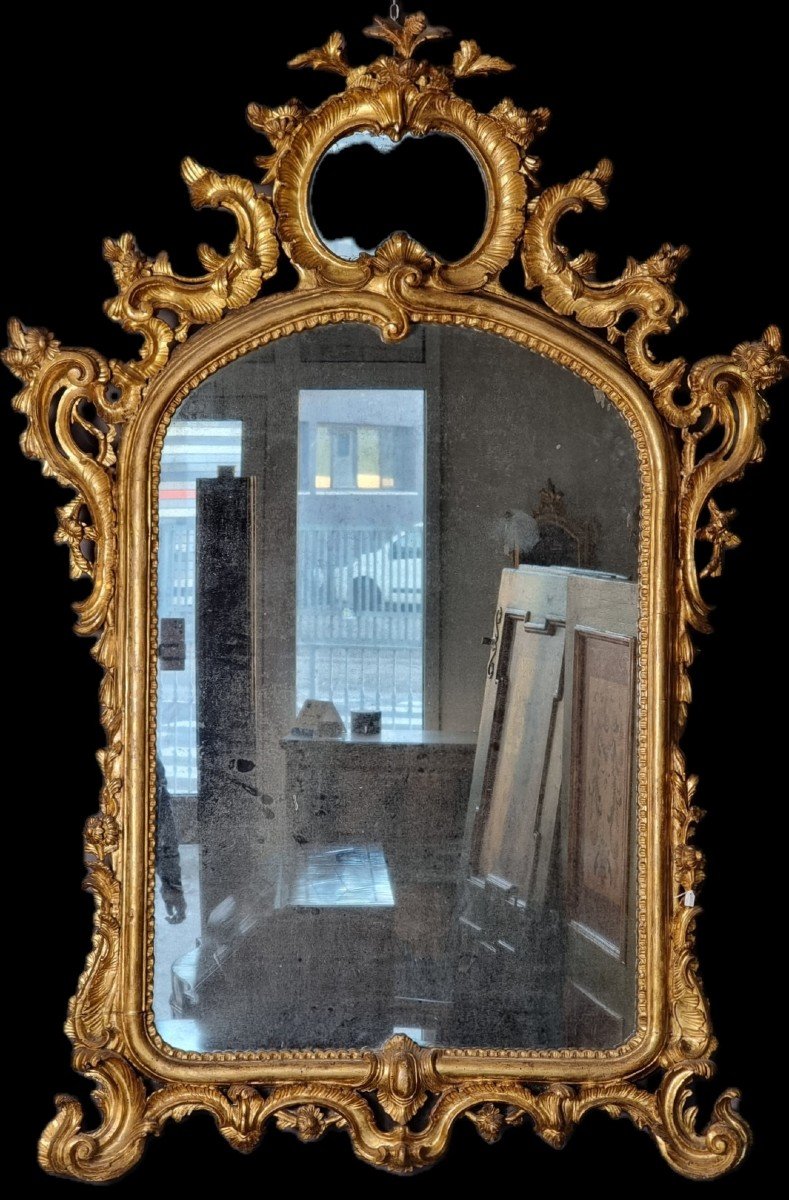 Grand Miroir Baroque Sculpté Et Doré Du XVIIIe Siècle