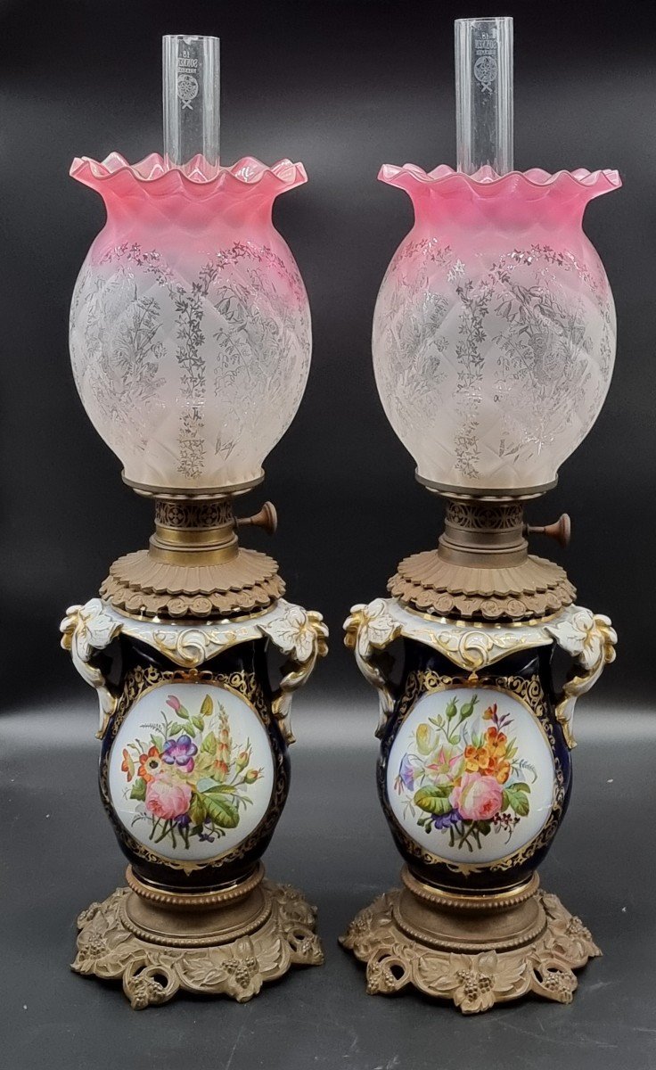 Pair Of Refined Oil Lamps Mounted On Old Paris Porcelain Vases In Cobalt Blue