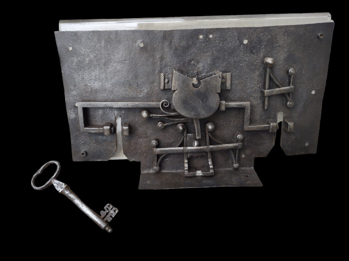 Amazing Lock With Original Key Early XVIII Century -photo-2