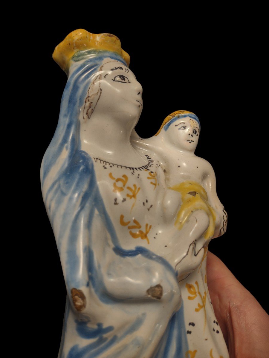 Vierge d'Accouché En Faience Polychrome XVIIIe Siècle-photo-1