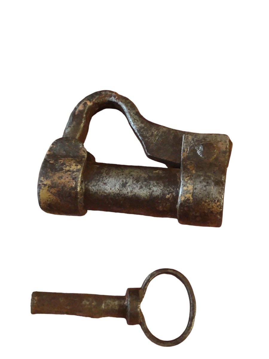 Cylindric Wrought Iron Padlock XVII Century -photo-4