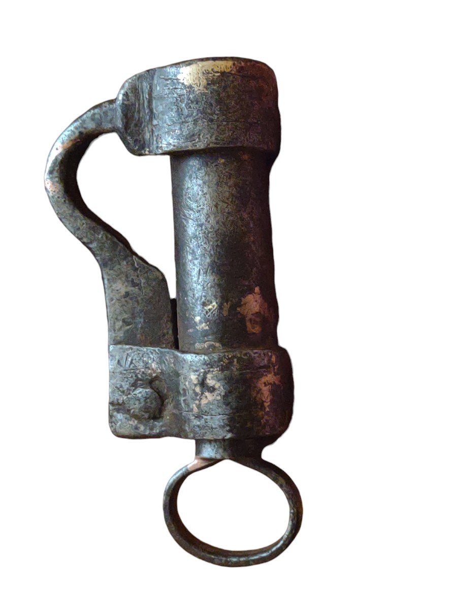 Cylindric Wrought Iron Padlock XVII Century -photo-1