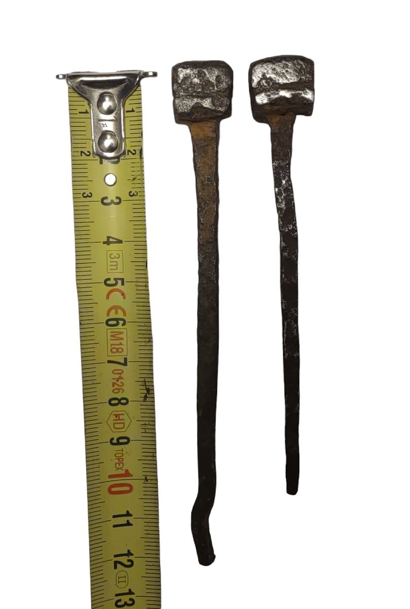 Pair Of Wrought Iron Large Nails XVI Century -photo-5