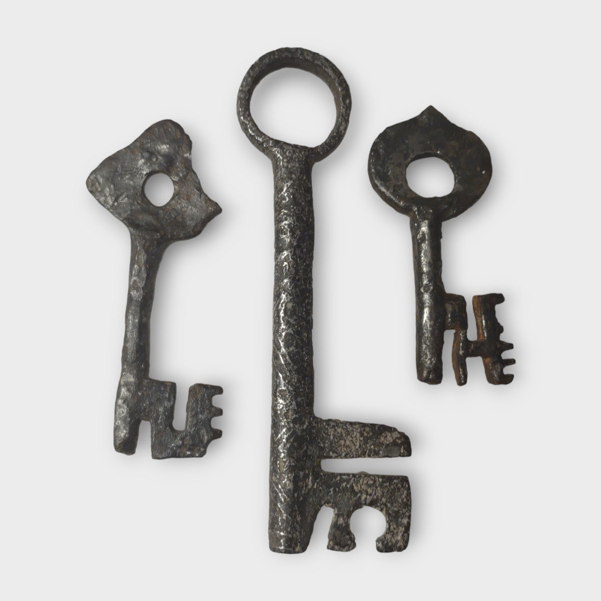 Set Of Three Romano-gothic Iron Keys, One Benedictory-photo-3