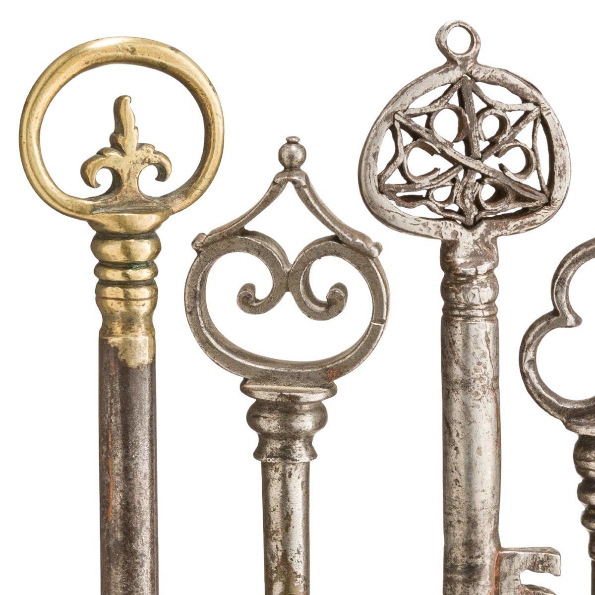 Collection Of 5 Italian And German Keys XVI-xviii Century-photo-3