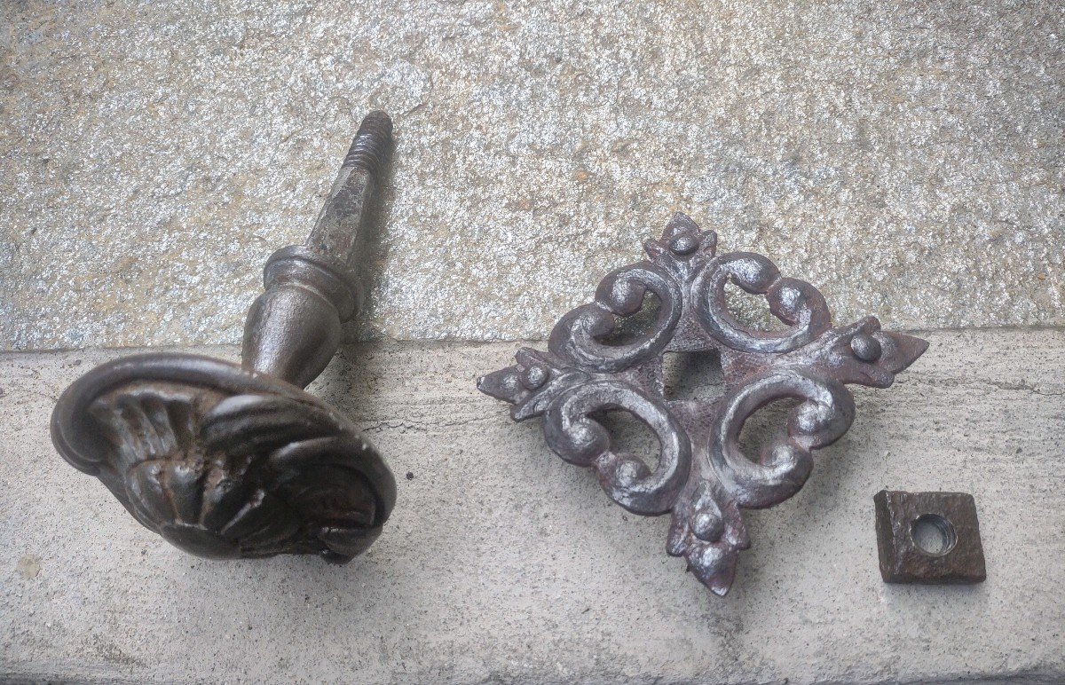 Poignée De Porte En Fer Forgé Et Sculpté XVIIIe Siècle-photo-4