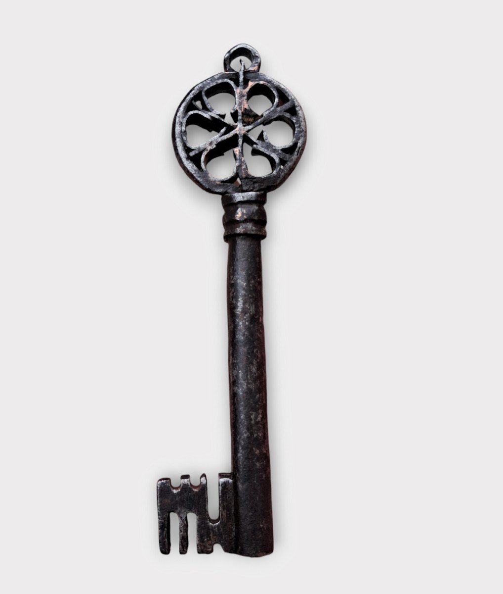 Wrought Iron Venetian Key XVI Century