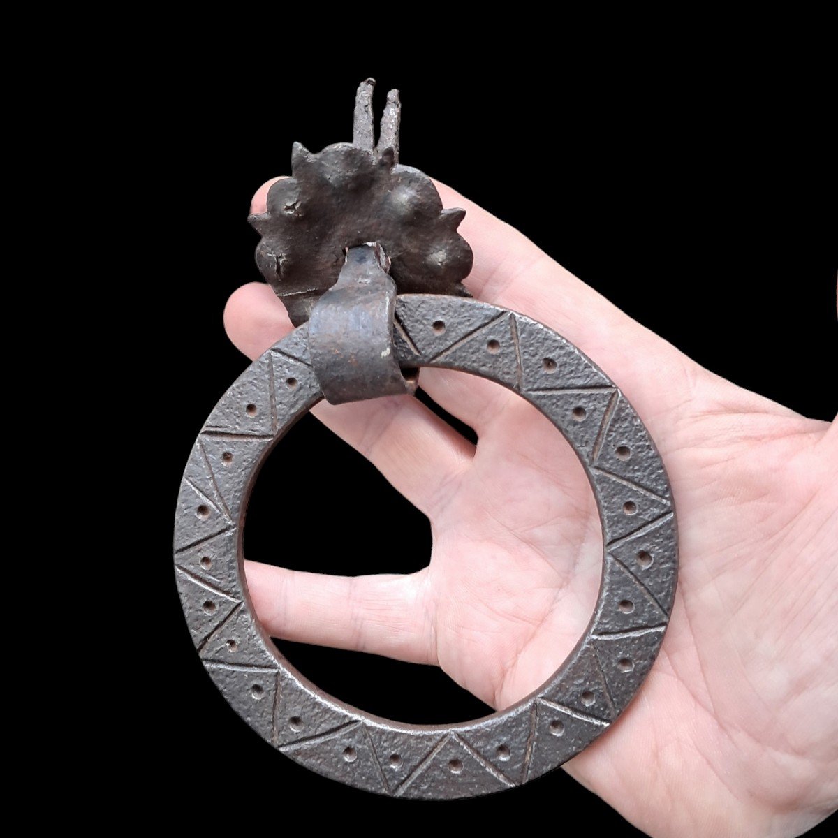 Small Wrought Iron Door Knocker Late XVII Century-photo-2