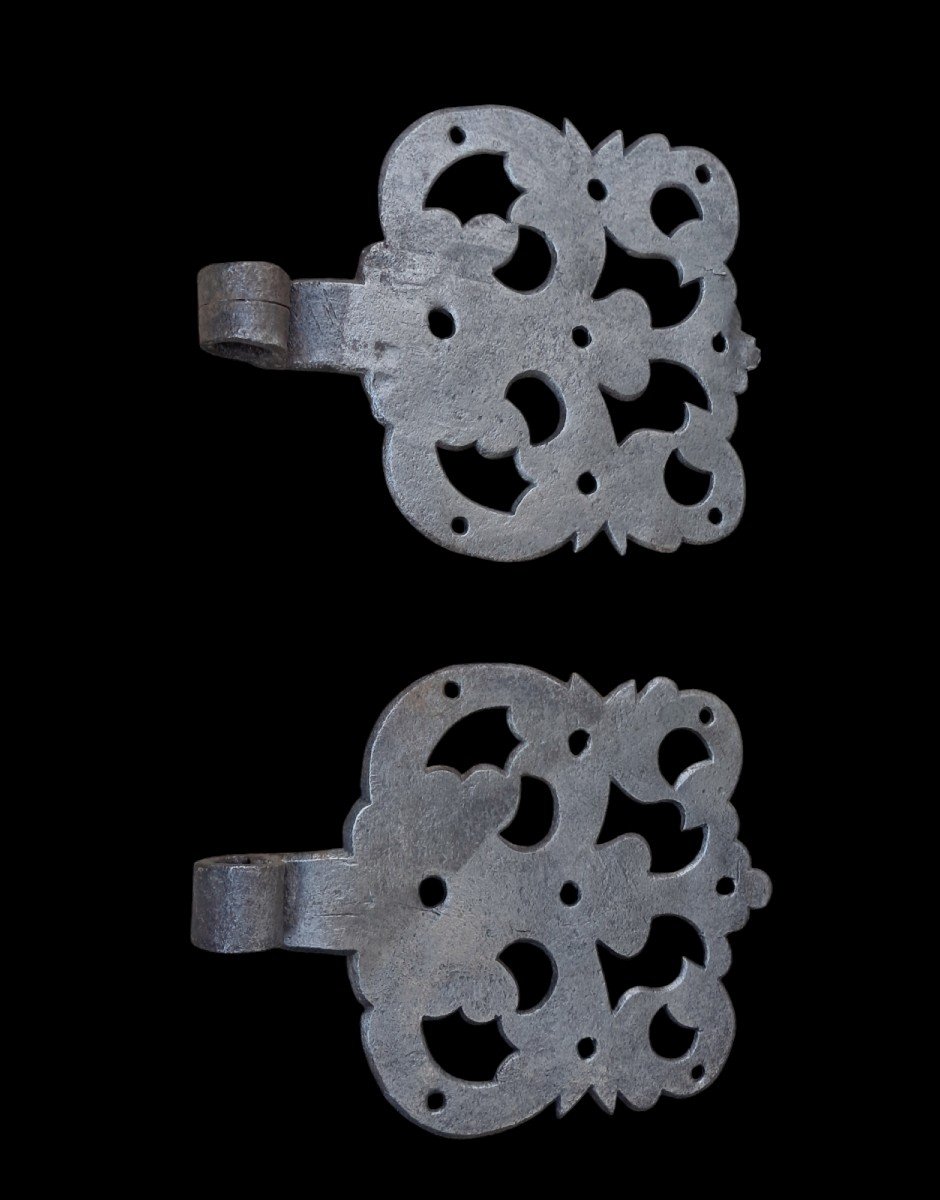 Pair Of Baroque Wrought Iron Hinges-photo-3