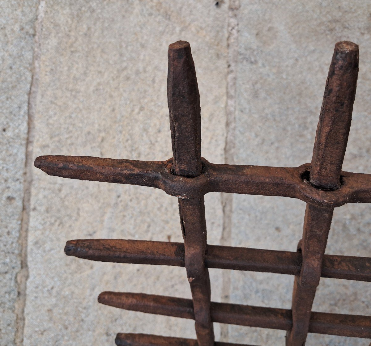 Rare Wrought Iron Window Grate XVI Century-photo-4