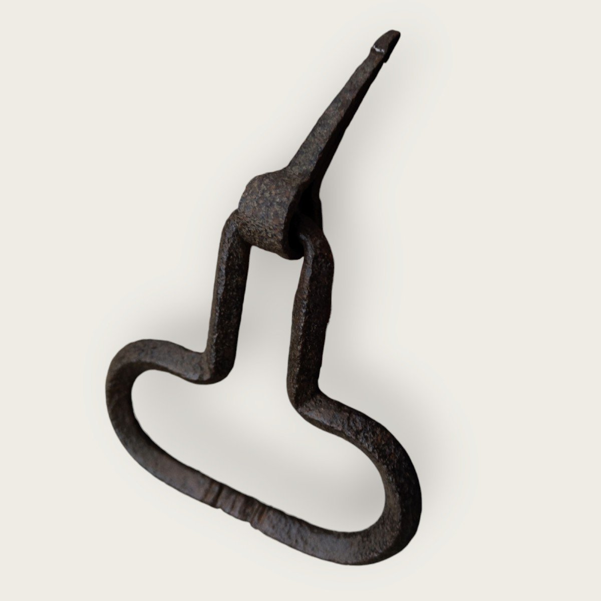 Wrougt Iron Handle Or Small Door Knocker XVII Century-photo-2