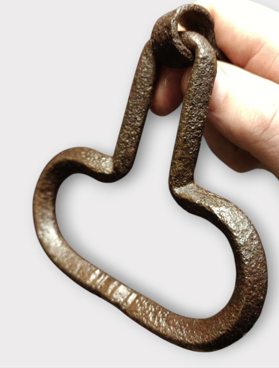 Wrougt Iron Handle Or Small Door Knocker XVII Century-photo-1