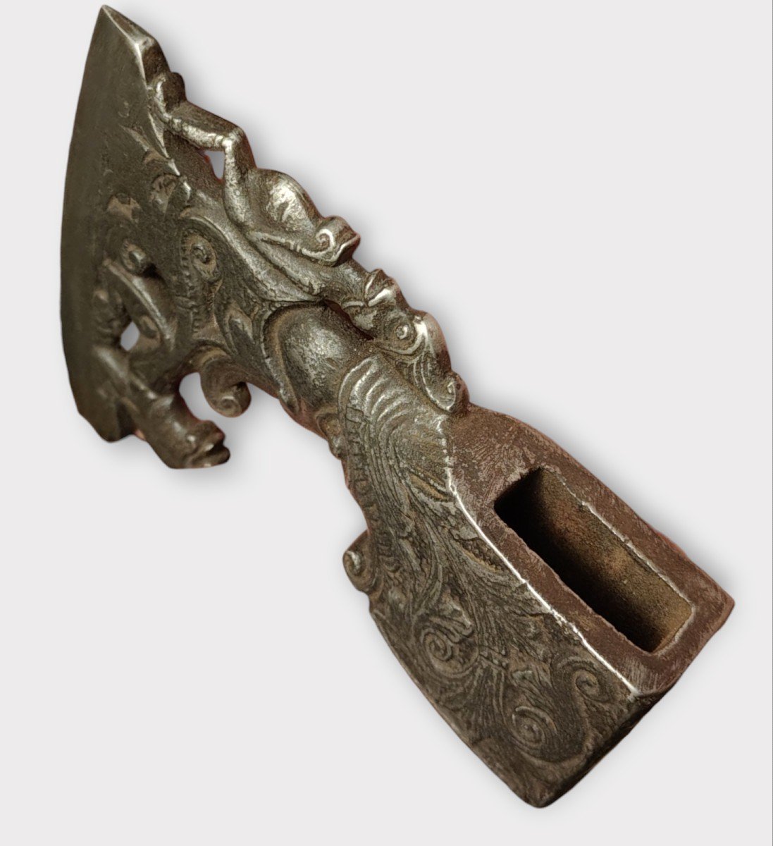 A Rare "alla Siciliana" Axe 1650 Circa-photo-4