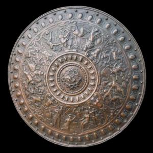 Important Italian Parade Plate In Embossed Copper