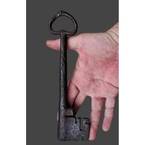 Wrought Iron Nedueval Key 22 Cm