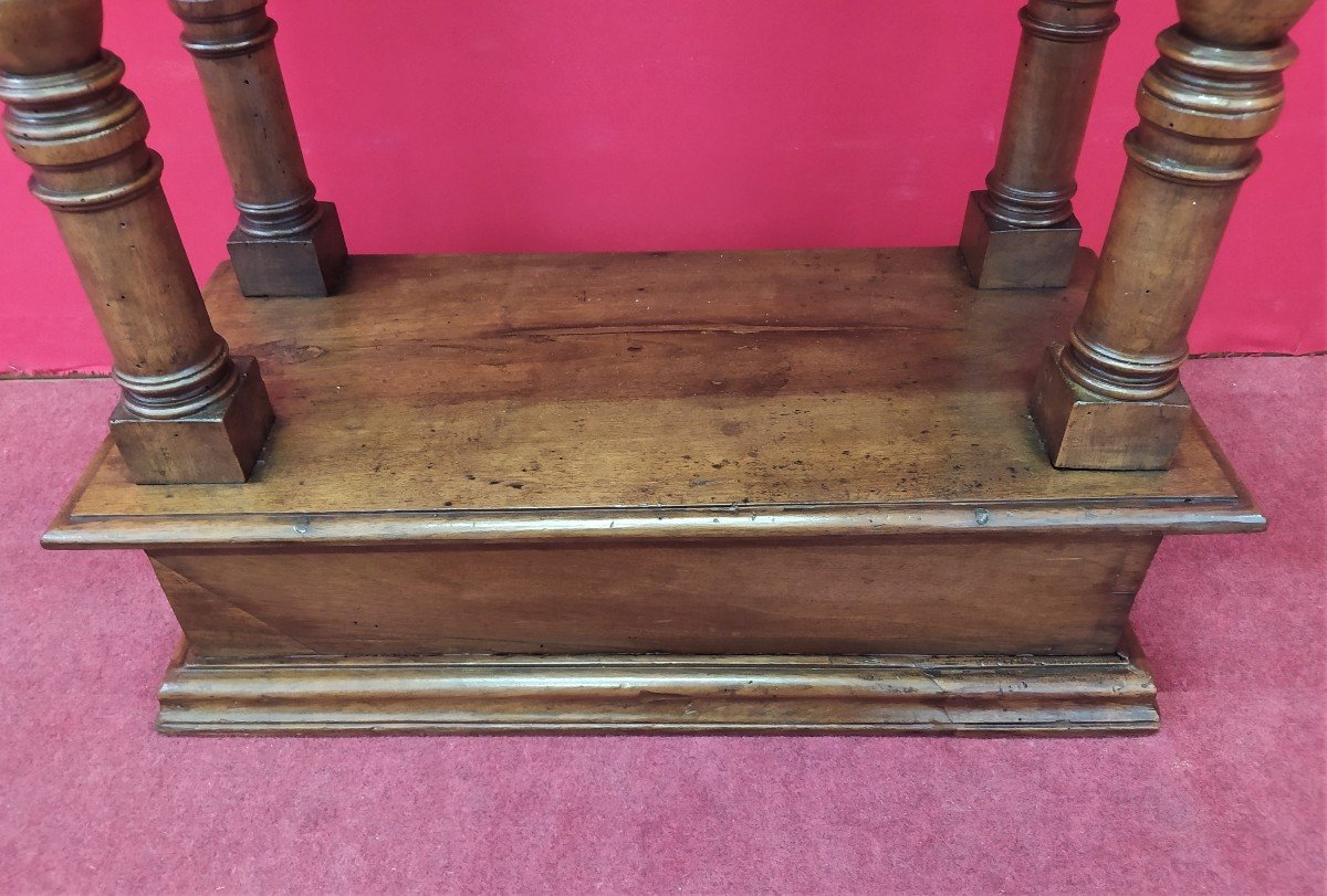 Small Empire Console-photo-1