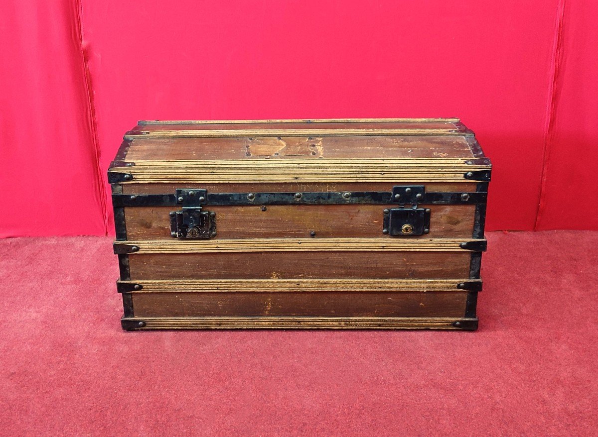 Vintage Travel Trunk-photo-6