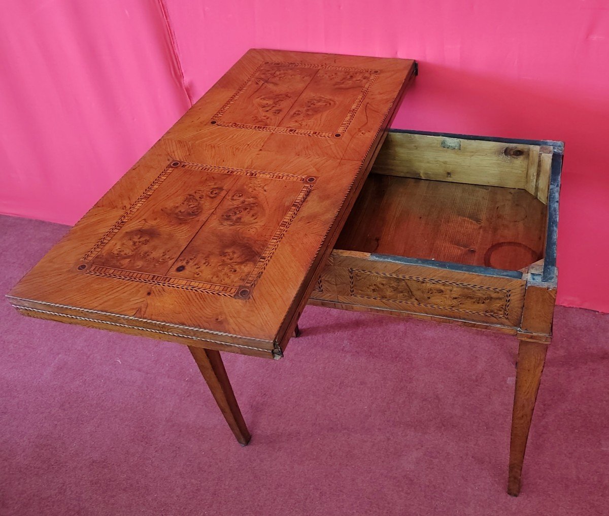 Inlaid Game Table-photo-2