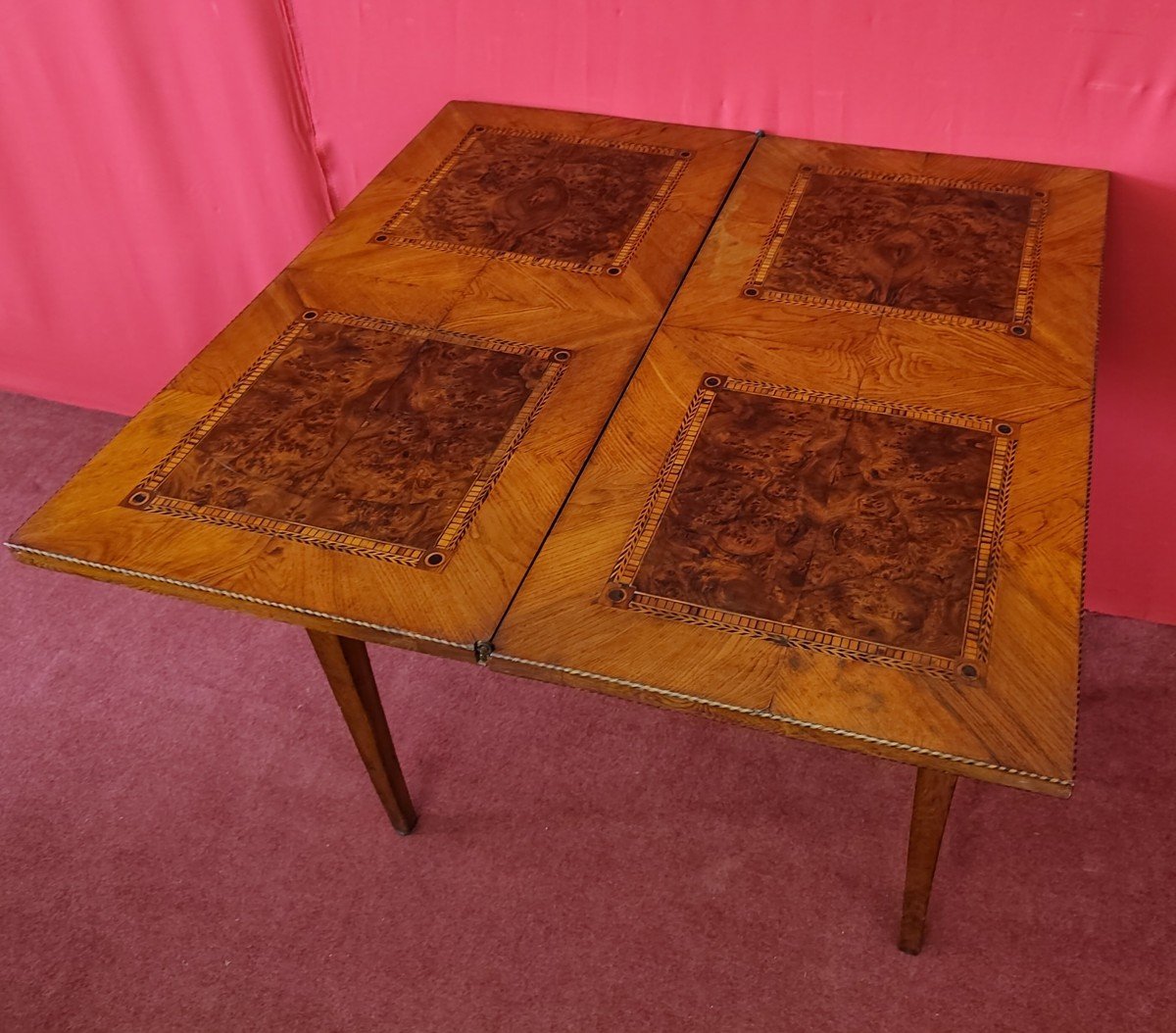 Inlaid Game Table-photo-3