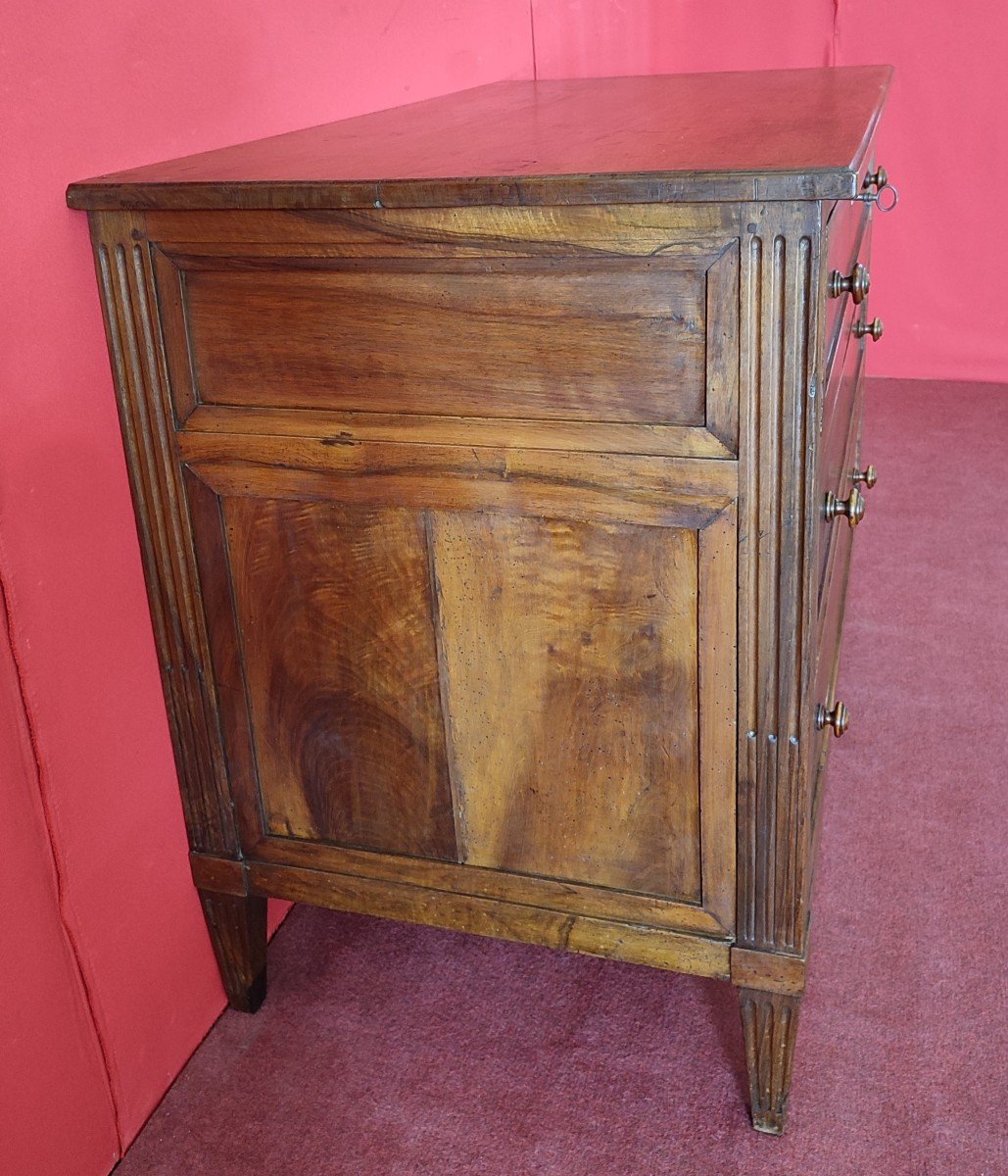 Louis XVI Chest Of Drawers With Pyramid Legs-photo-3