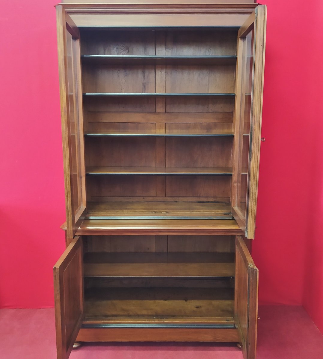 Small Two-door Bookcase-photo-4