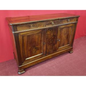 Sideboard With Two Doors And Three Drawers