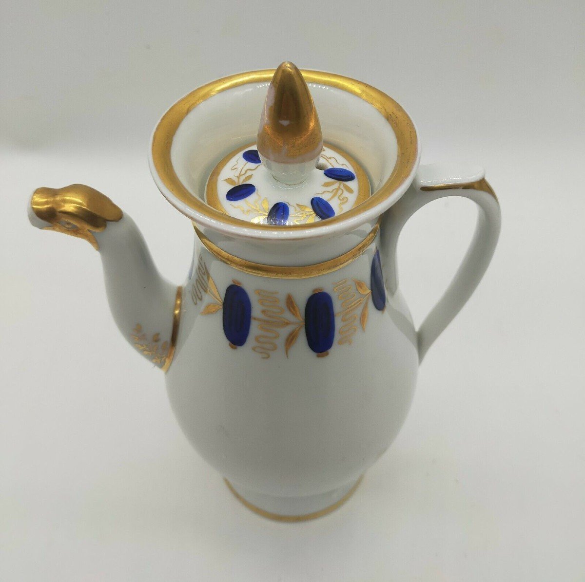 Ancient Porcelain Teapot From The Empire Period-photo-2