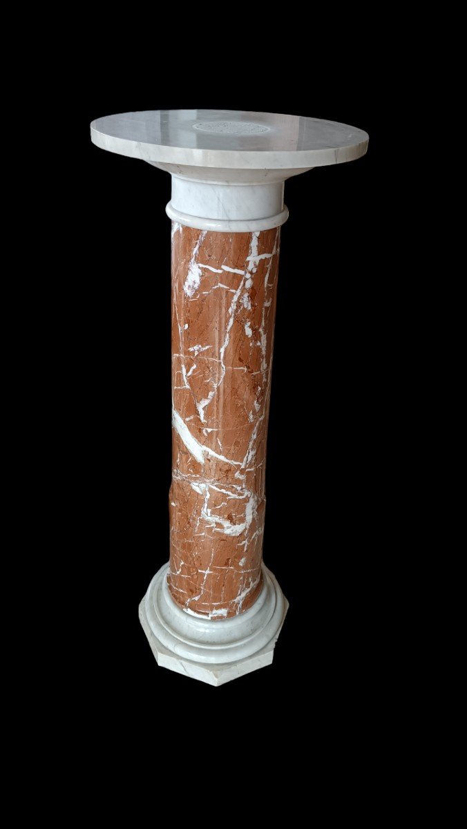 Grande Colonne En Marbre Rouge De Vérone Et Blanc De Carrare, XIXe Siècle