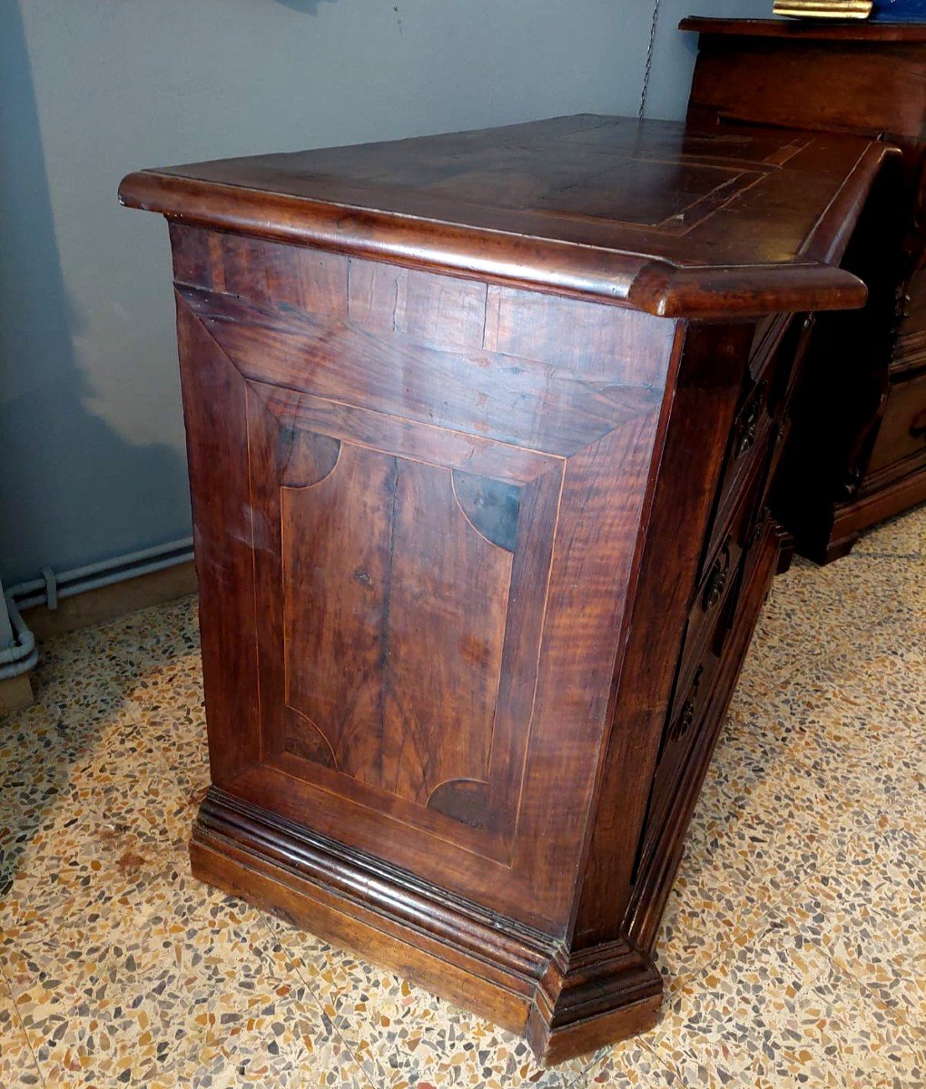 17th Century Tuscan Chest Of Drawers-photo-1