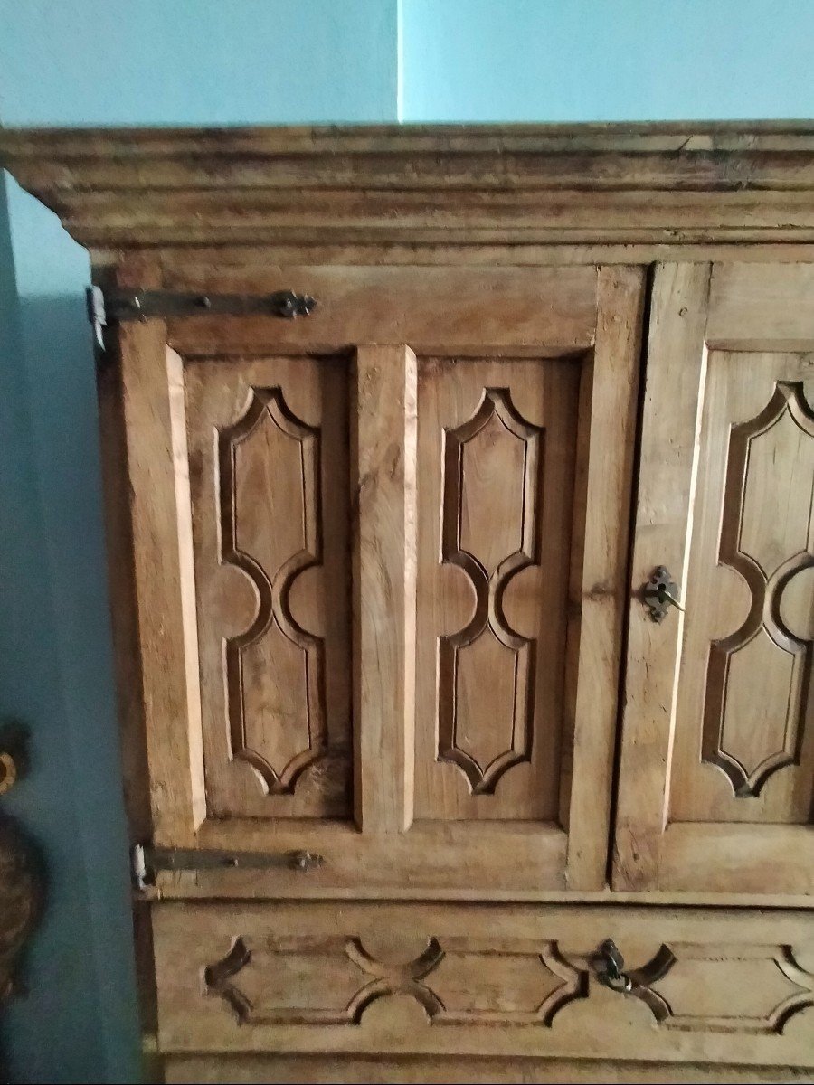 Antique Sideboard With Drawers-photo-3