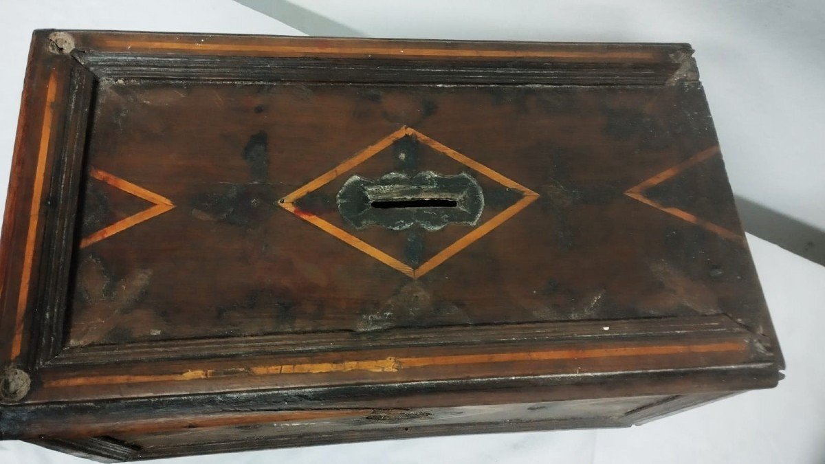 Ancient 17th Century Inlaid Wooden Alms Box-photo-3