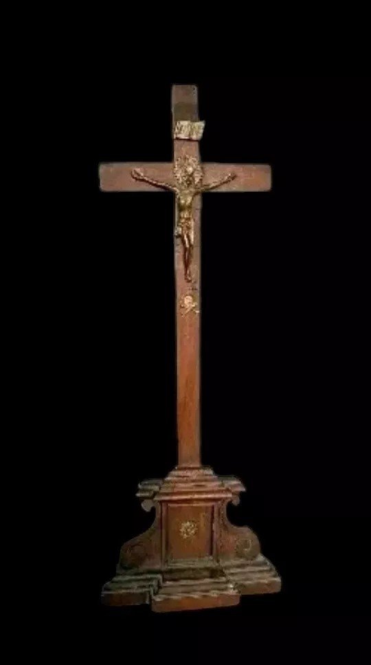 Ancient Bronze Christ Crucifix Walnut Cross Early 19th Century