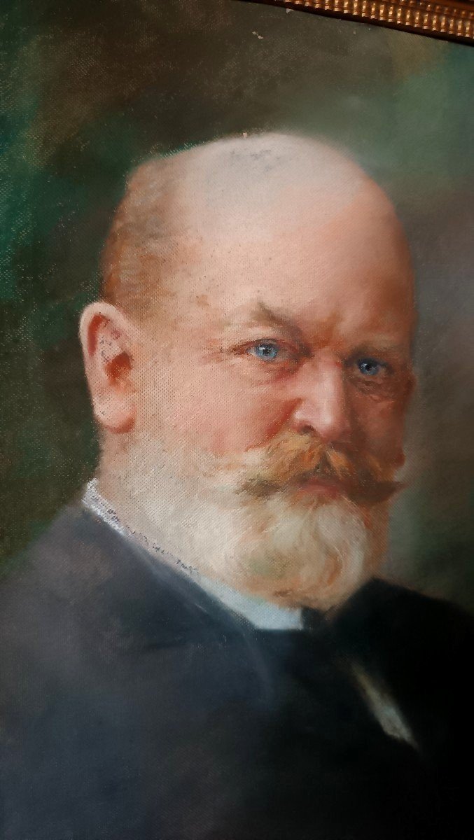 Pastel Painting Of A Man's Portrait Nineteenth Century-photo-2